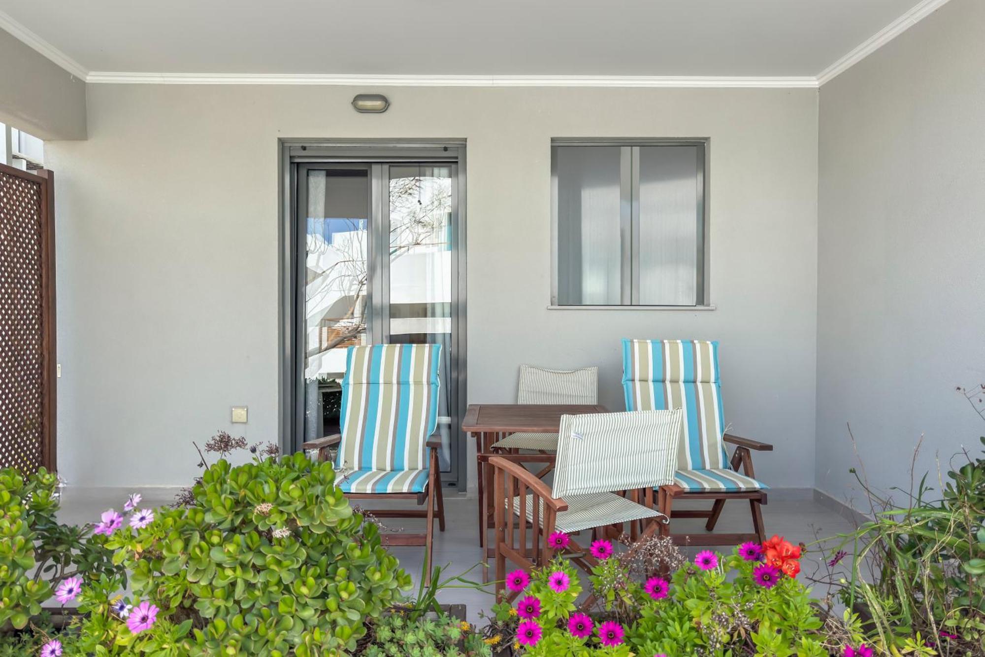 Alisahni Villa & Suite Като-Даратсо Экстерьер фото