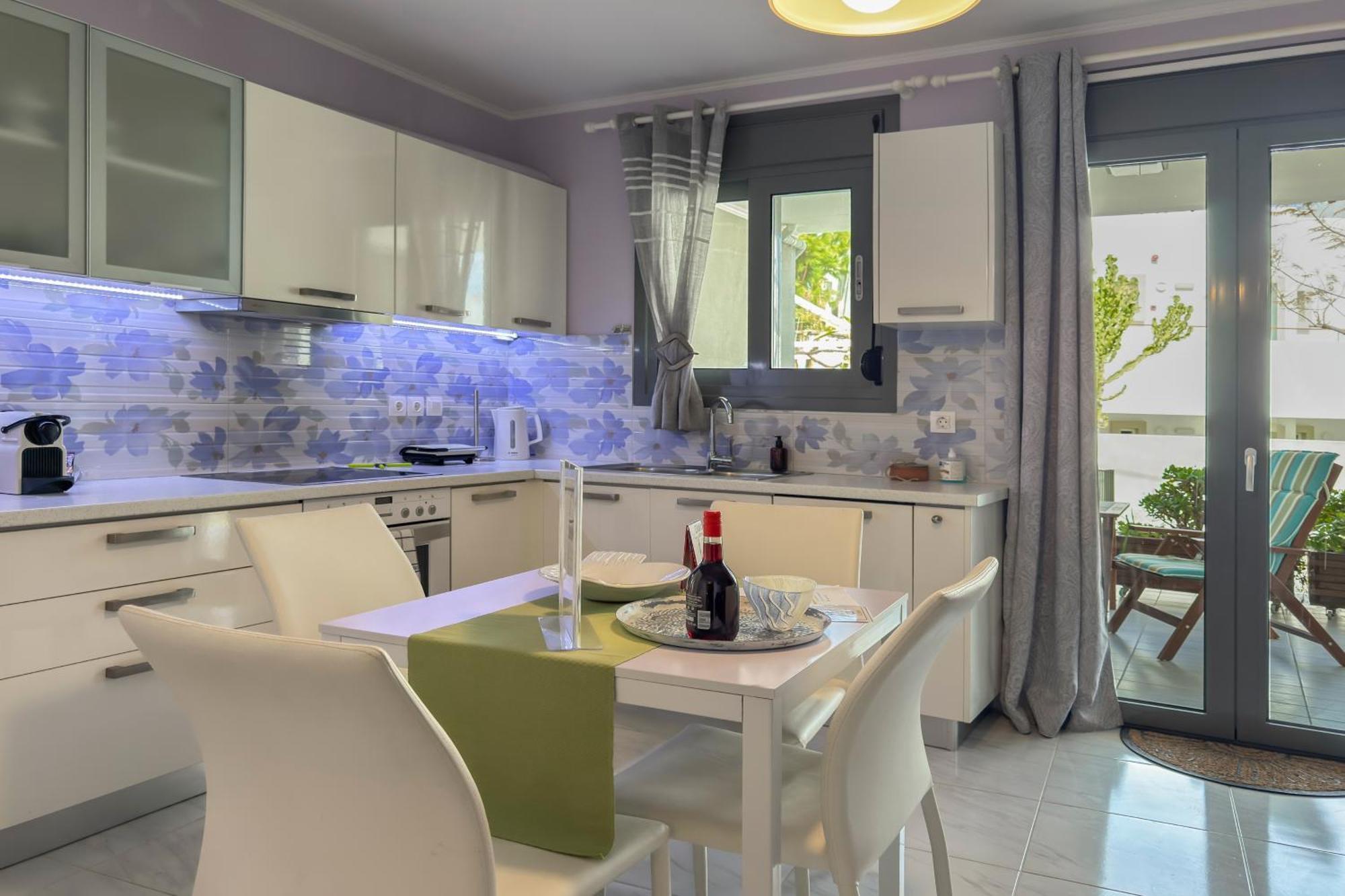 Alisahni Villa & Suite Като-Даратсо Экстерьер фото