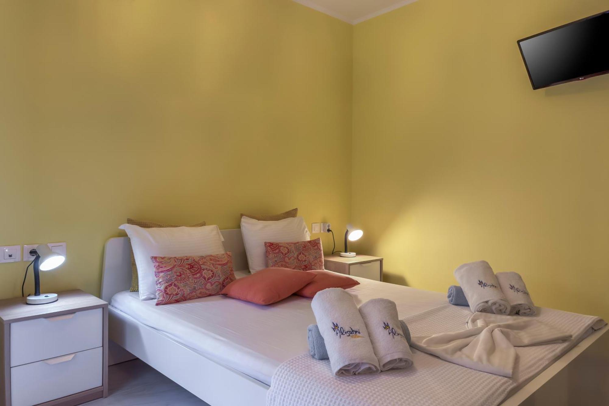 Alisahni Villa & Suite Като-Даратсо Экстерьер фото