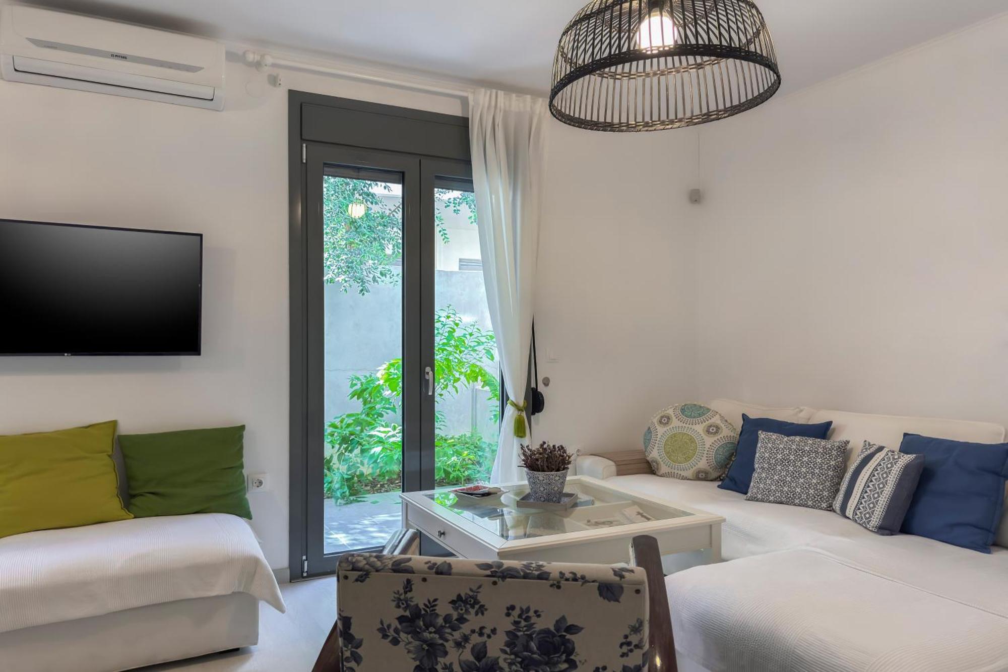 Alisahni Villa & Suite Като-Даратсо Экстерьер фото